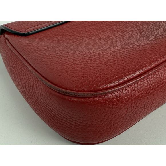 Gucci Soho Red Leather Medium Crossbody Bag with Chain Strap - Picture 9 of 16